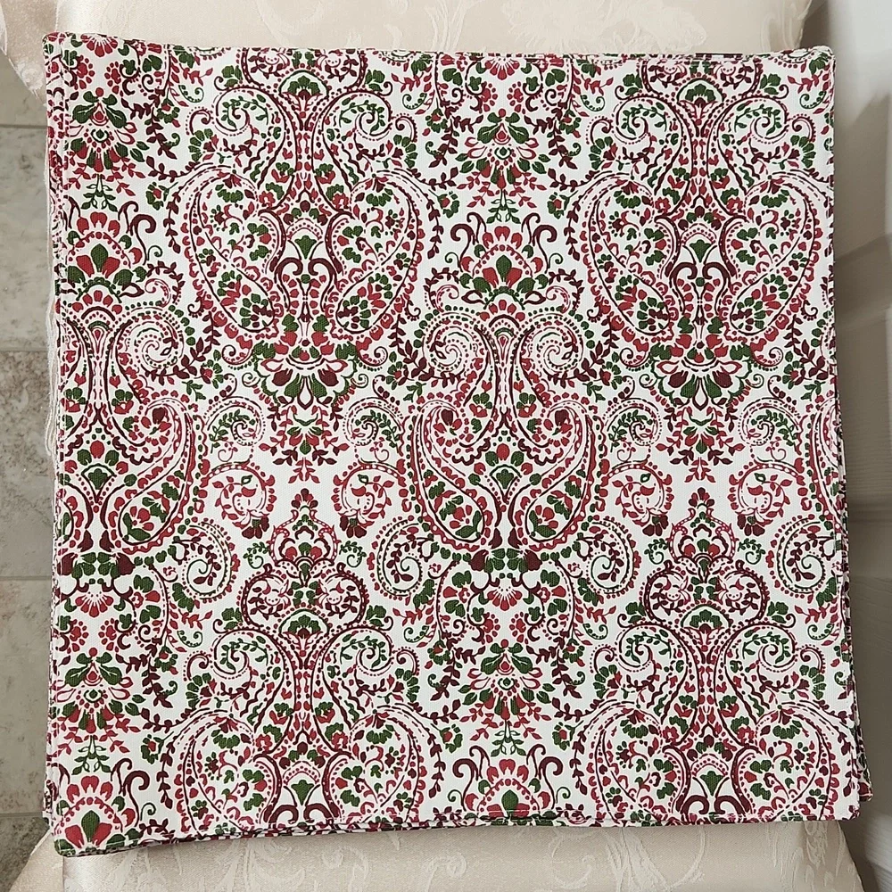 Envogue holiday paisley napkin and placemat set of 12